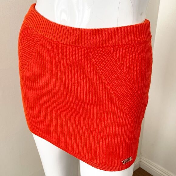 Ser.o.ya Brandi Ribbed Knit Sweater Mini Skirt in Blood Orange Revolve - Picture 4 of 7